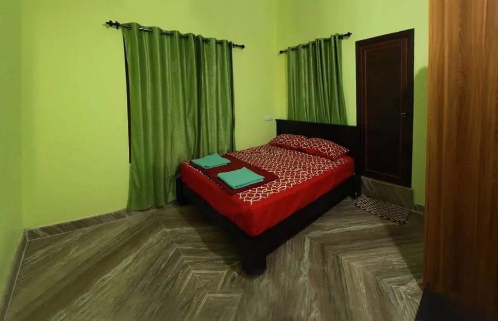 Homestay Golden Cypress Resort With Pool -Wayanad Padinjarathara